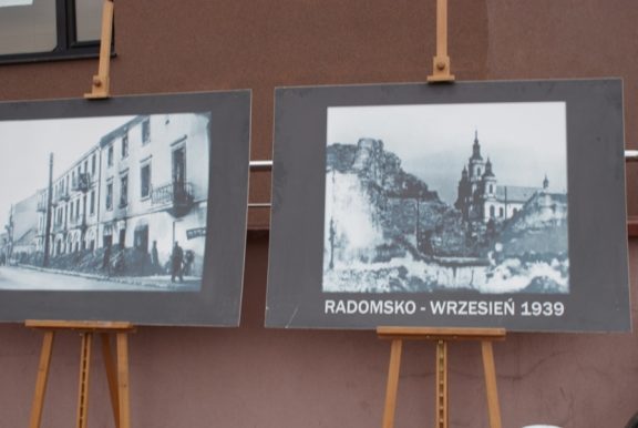 1.09.2014 - Wystawa plenerowa „Radomsko – wrzesień 1939”